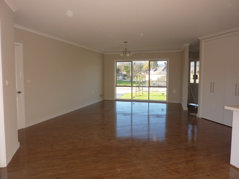 14C Lance Road, Bayswater VIC 3153