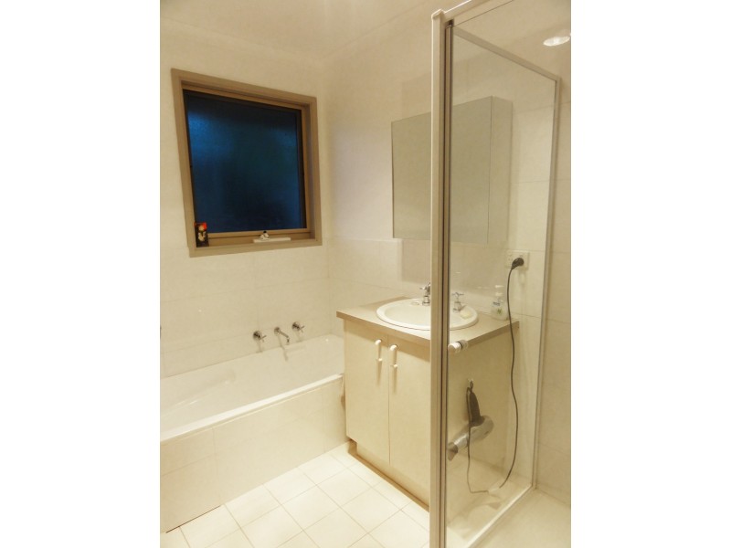 1/372 Middleborough Road, Blackburn VIC 3130