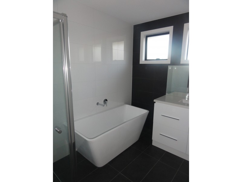 2/17 Forster Street, Mitcham VIC 3132