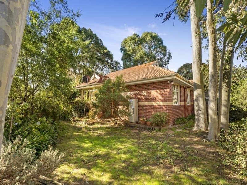 2/12 Clifford Court, Forest Hill VIC 3131