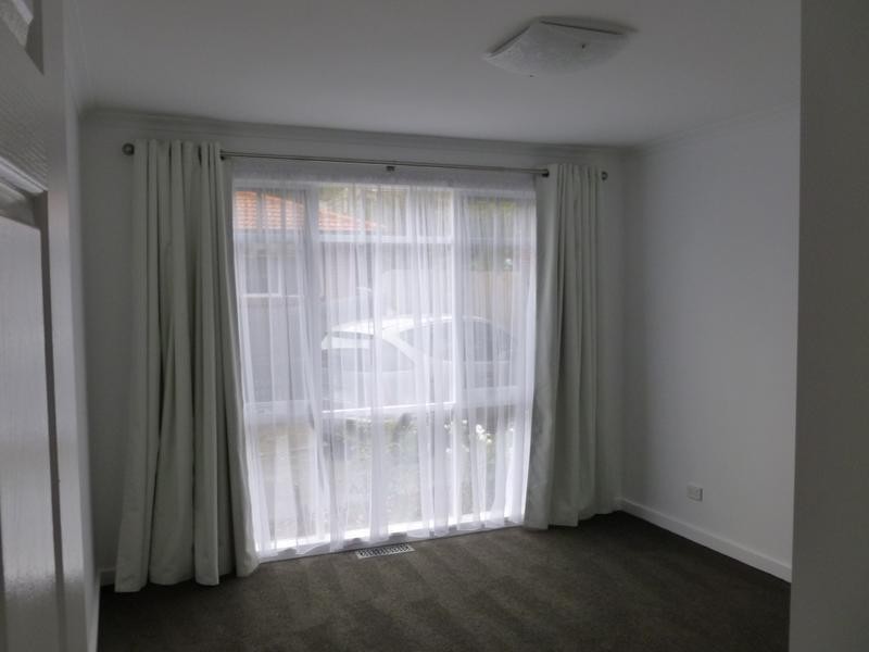 2/17 Hillside Crescent, Blackburn VIC 3130