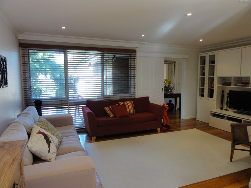 2/39 Greenwood Street, Burwood VIC 3125