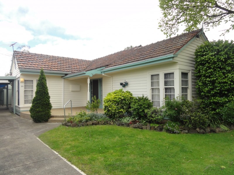 30 Gay Street, Blackburn North VIC 3130