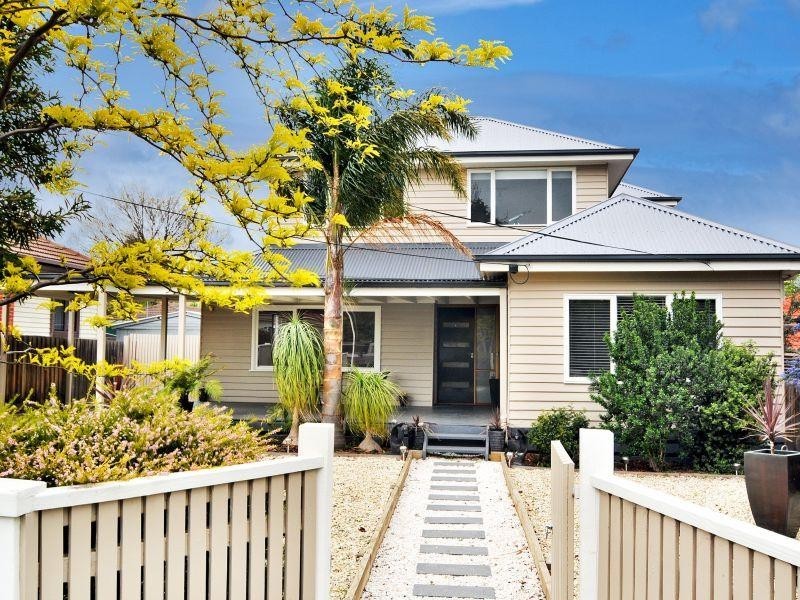 32 Charlton Street, Blackburn North VIC 3130