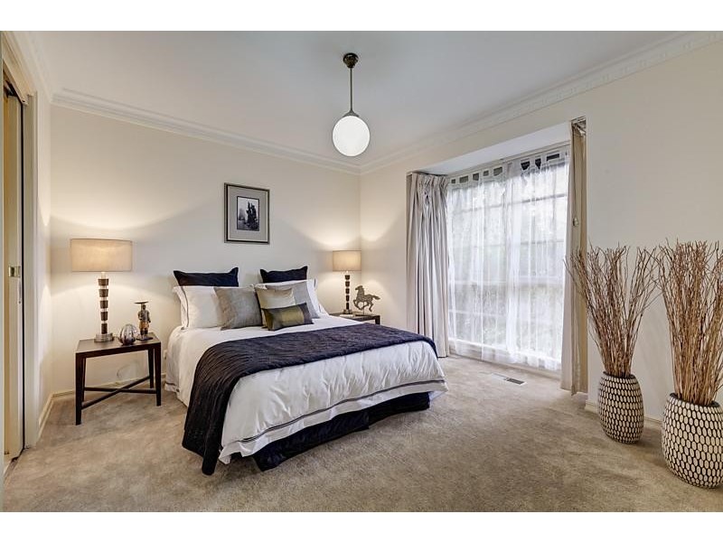 1/5 Holland Road, Blackburn South VIC 3130