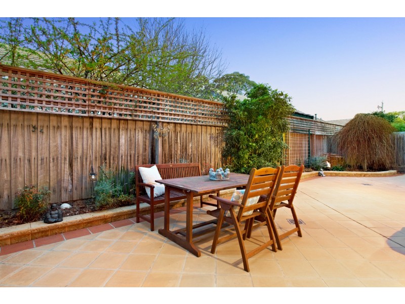 23 Illowra Walk, Blackburn South VIC 3130