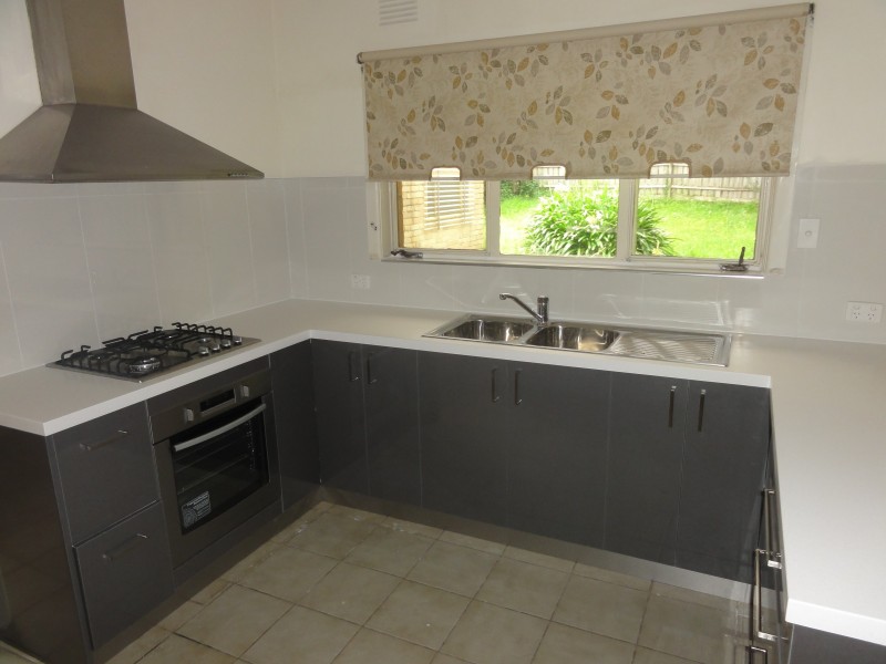 5 Cypress Avenue, Burwood VIC 3125