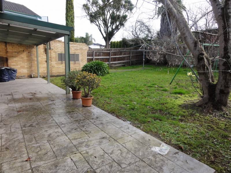 5 Cypress Avenue, Burwood VIC 3125