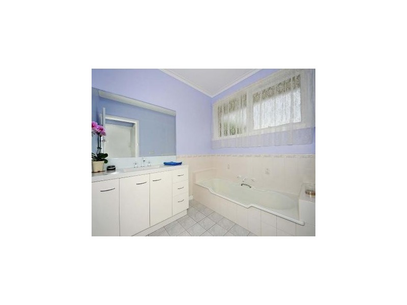 35 Timbertop Street, Vermont VIC 3133