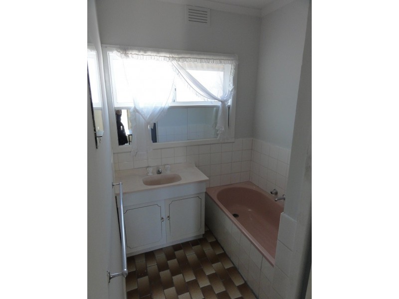 6 Nielsen Avenue, Nunawading VIC 3131