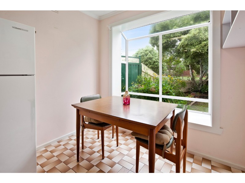 3 Husband Road, Forest Hill VIC 3131