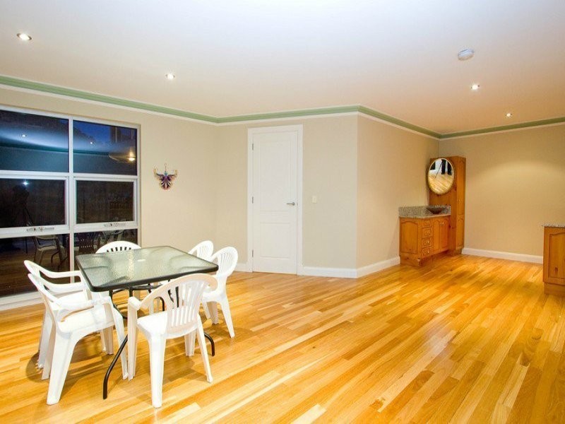 24 Robinson Avenue, Beaumont SA 5066