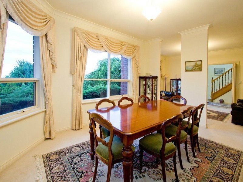 16 Travers Drive, Beaumont SA 5066