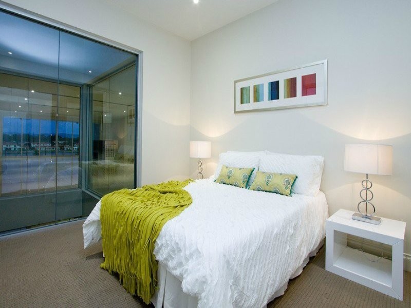 76 Seaview Road, Tennyson SA 5022