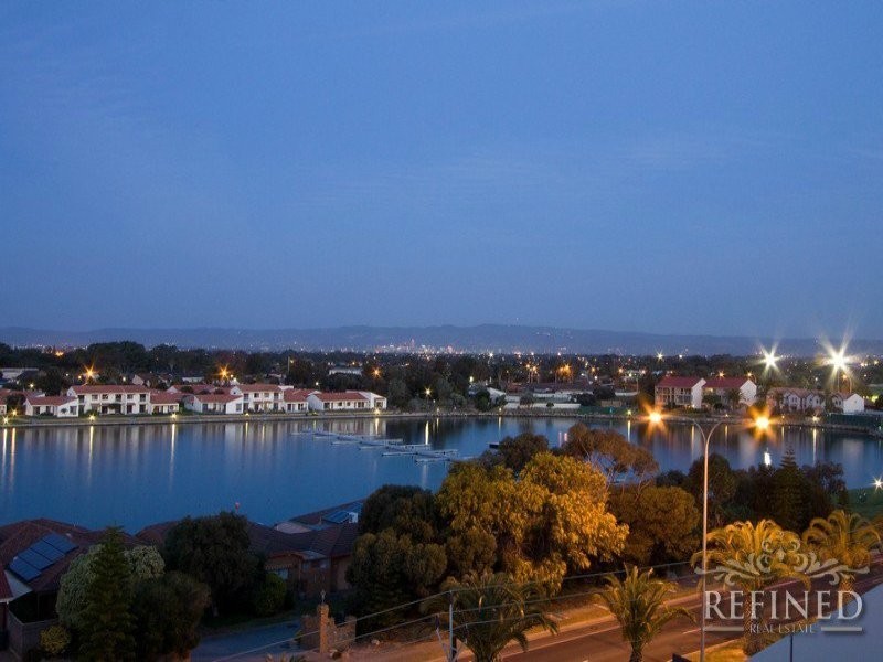 76 Seaview Road, Tennyson SA 5022