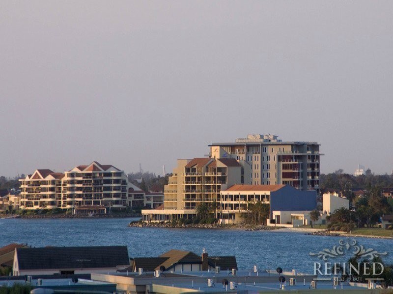 76 Seaview Road, Tennyson SA 5022