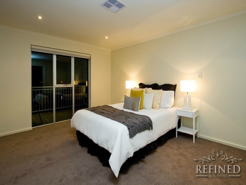 54 Shearwater Drive, Mawson Lakes SA 5095