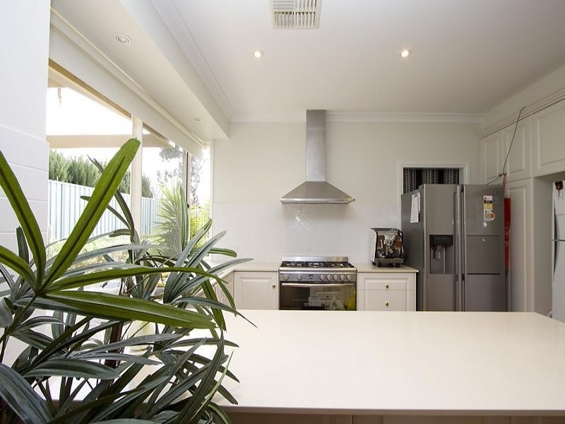 2 Davenport Terrace, Mount Barker SA 5251