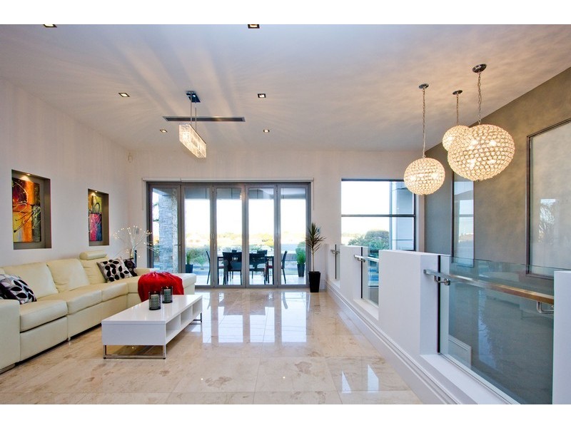 71 Military  Road, Tennyson SA 5022