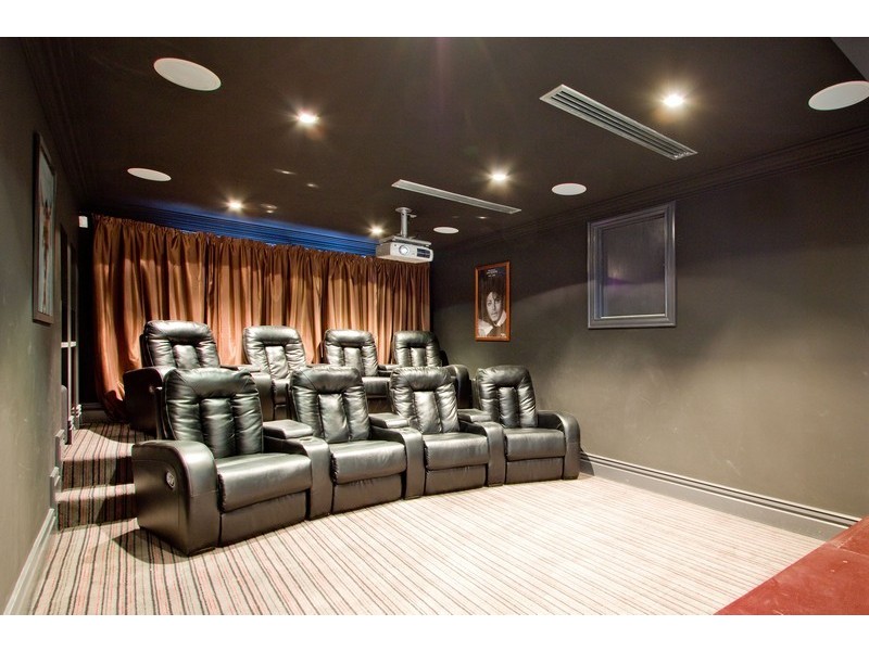 71 Military  Road, Tennyson SA 5022