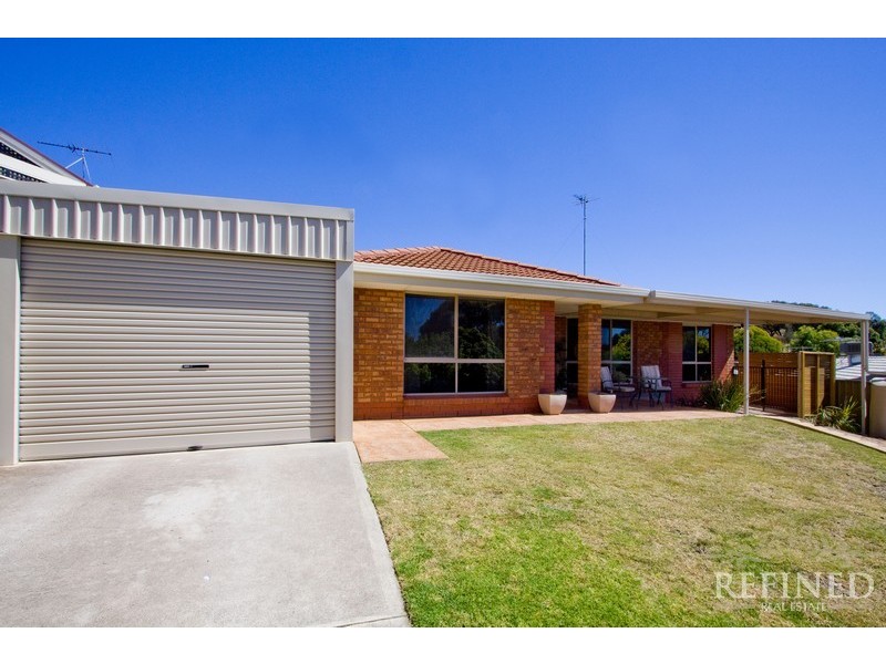 3 Barossa Crescent, Hallett Cove SA 5158