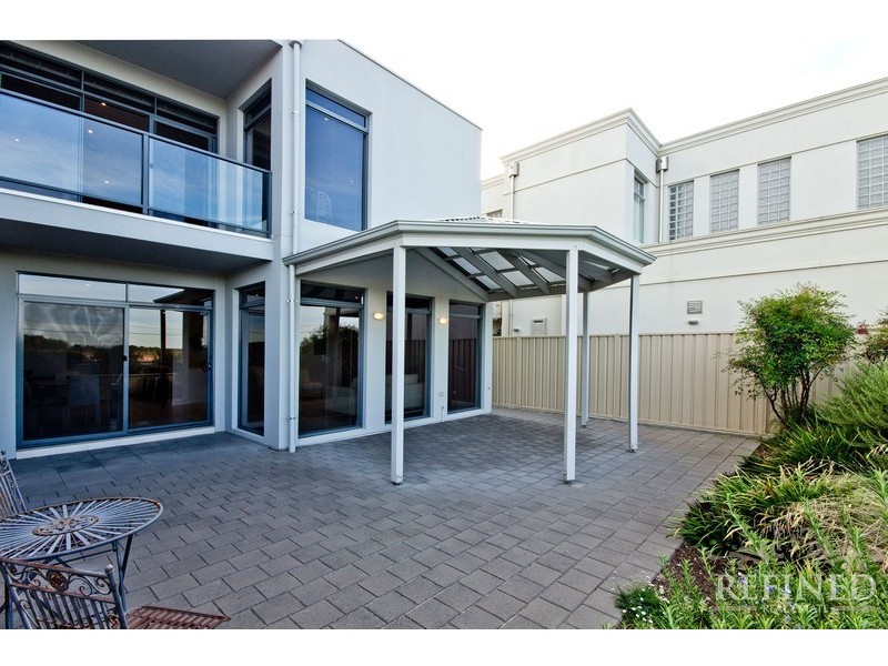 72A Seaview Road, Tennyson SA 5022