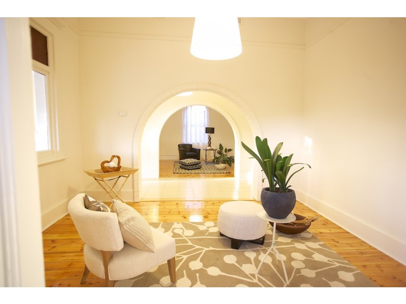 138 Seaview Road, Henley Beach South SA 5022