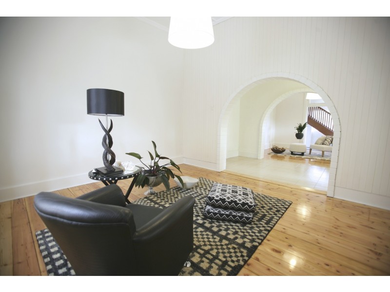 138 Seaview Road, Henley Beach South SA 5022