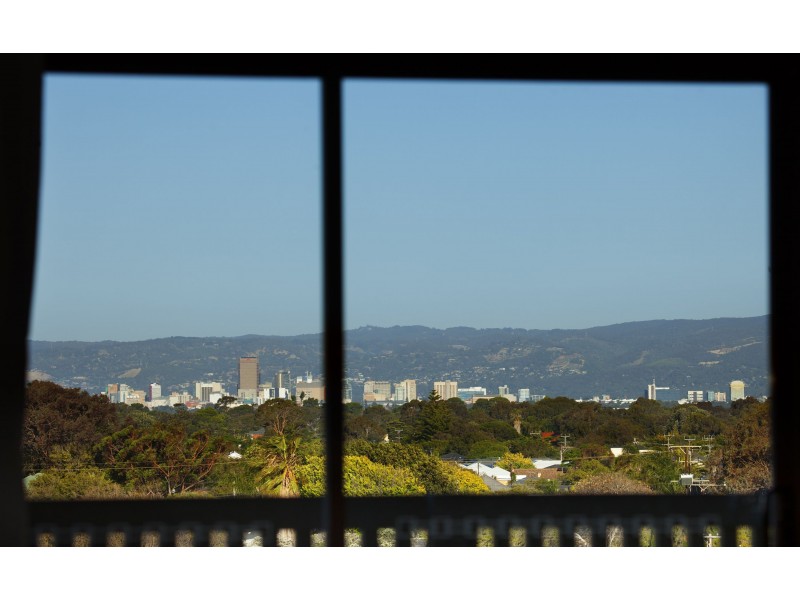 138 Seaview Road, Henley Beach South SA 5022