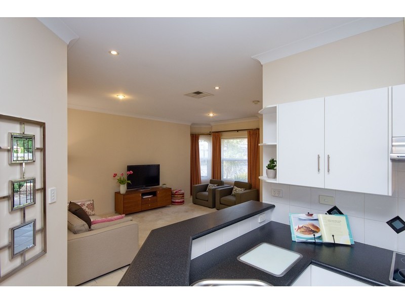 21 Durham Terrace, Alberton SA 5014