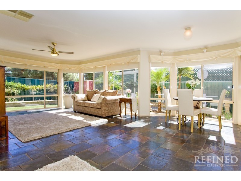 10  Hilltop Drive, Oakden SA 5086