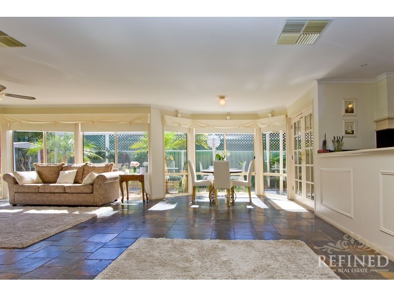 10  Hilltop Drive, Oakden SA 5086