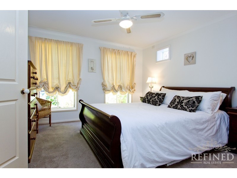 10  Hilltop Drive, Oakden SA 5086