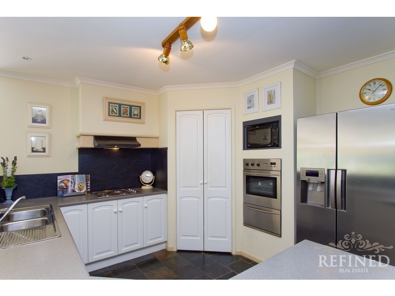 10  Hilltop Drive, Oakden SA 5086