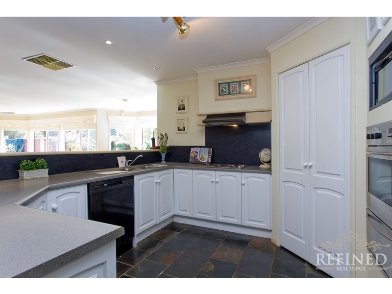 10  Hilltop Drive, Oakden SA 5086