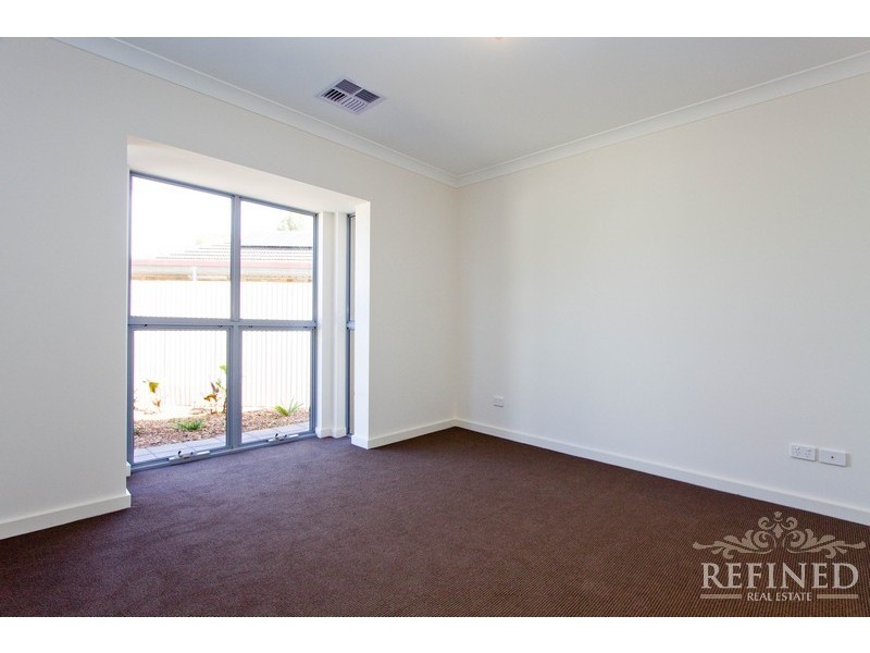 10A Maldon Street, Northfield SA 5085