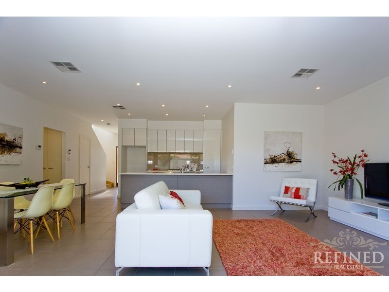 2/3C Broden Road, West Beach SA 5024