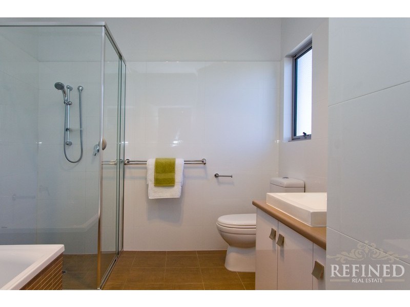2/3C Broden Road, West Beach SA 5024