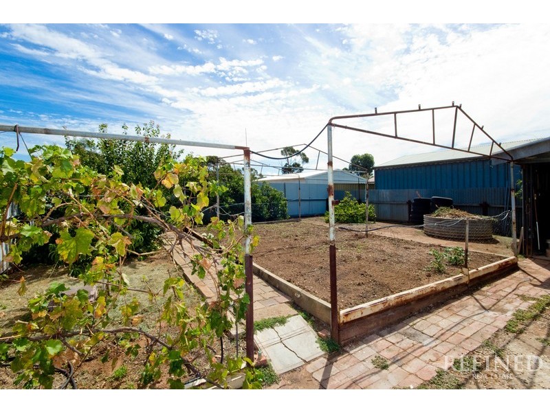 7 Mayo Crescent, Salisbury Downs SA 5108