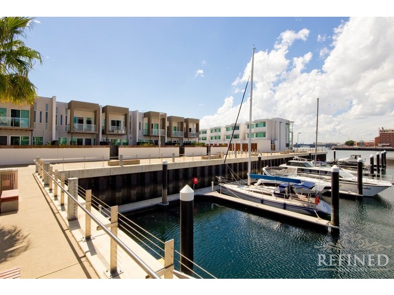 16 Pilla Avenue, New Port SA 5015
