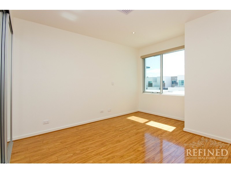 16 Pilla Avenue, New Port SA 5015