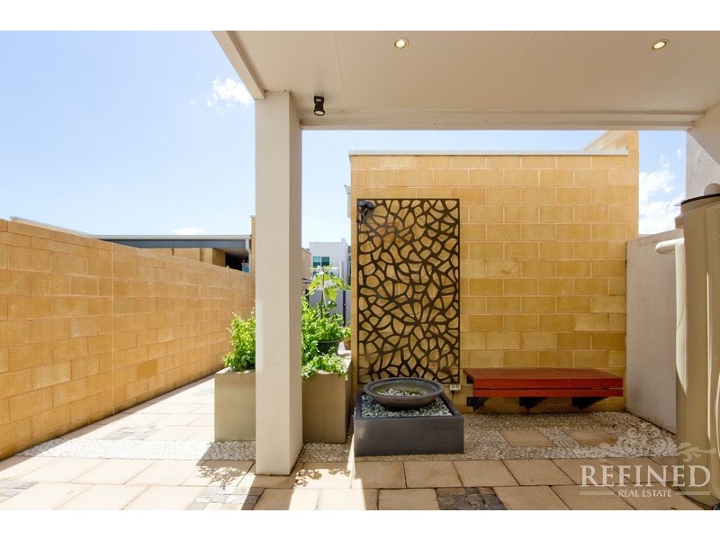 16 Pilla Avenue, New Port SA 5015