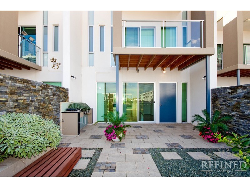 16 Pilla Avenue, New Port SA 5015