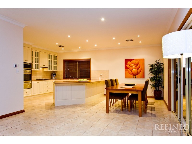 30 The Promenade, Highbury SA 5089