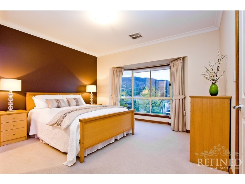 30 The Promenade, Highbury SA 5089