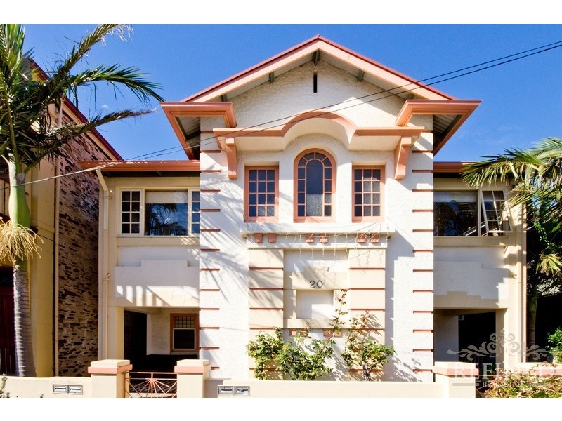 4/20 Sussex Street, Glenelg SA 5045