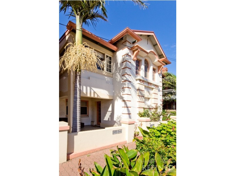 4/20 Sussex Street, Glenelg SA 5045