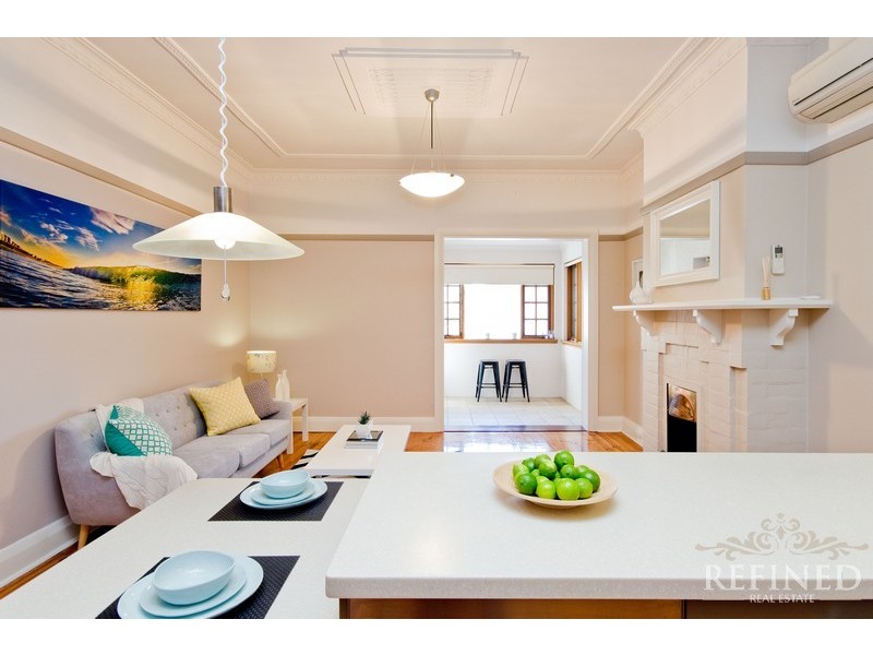 4/20 Sussex Street, Glenelg SA 5045