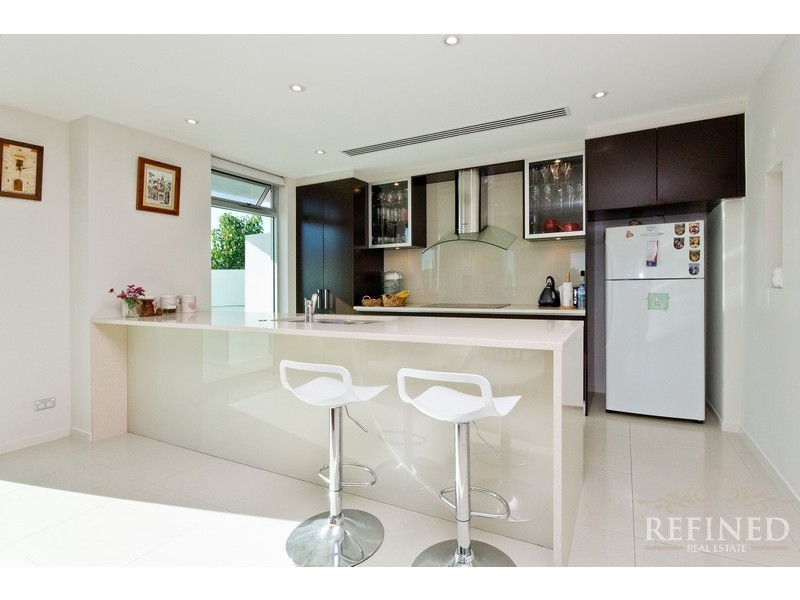 11/155 Brebner Drive, West Lakes SA 5021