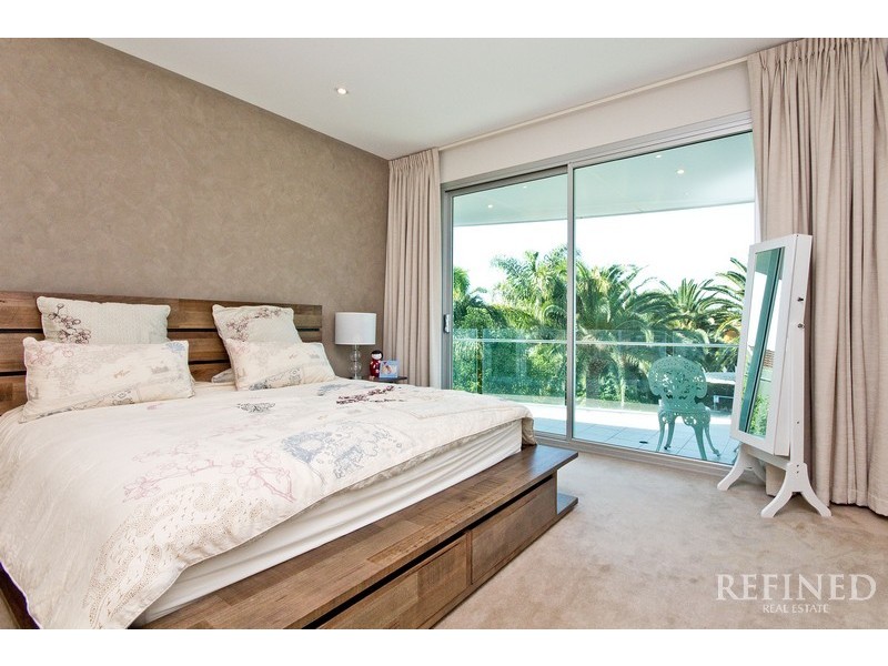 11/155 Brebner Drive, West Lakes SA 5021